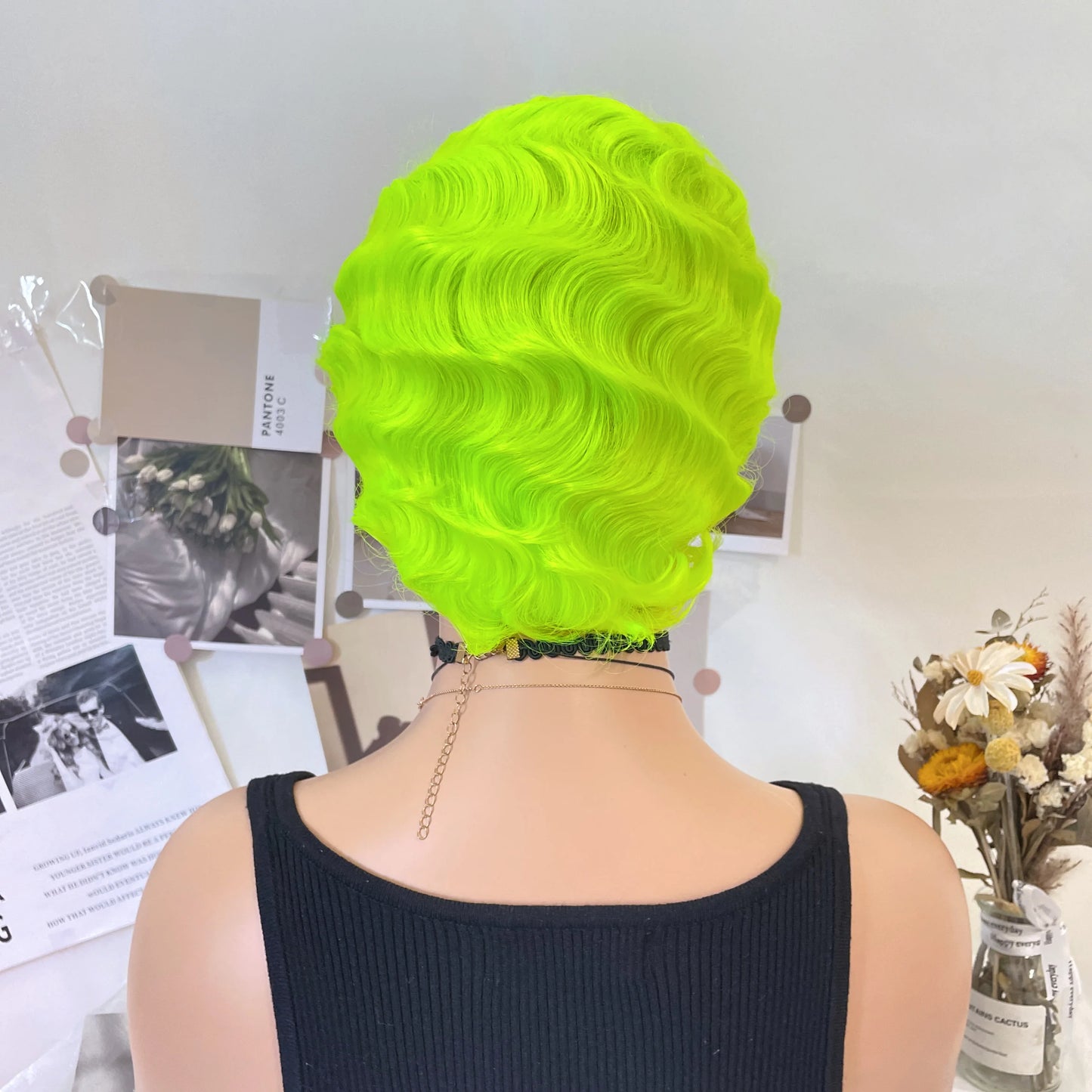 WIGERA Fluorescent Green Finger Wave Wig Synthetic Color Short Curly Wigs For Women Nuna 1920s Cosplay Halloween Party Daily Use